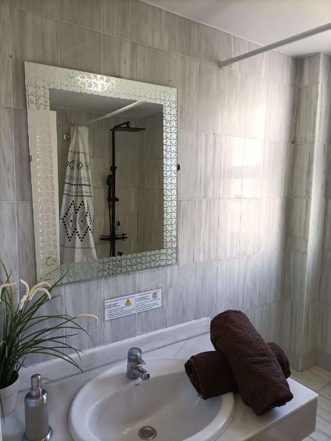Suites Center Recinto Ferial Fuengirola Bagian luar foto