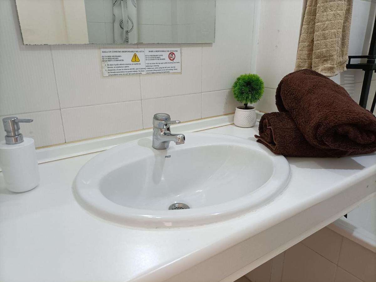 Suites Center Recinto Ferial Fuengirola Bagian luar foto