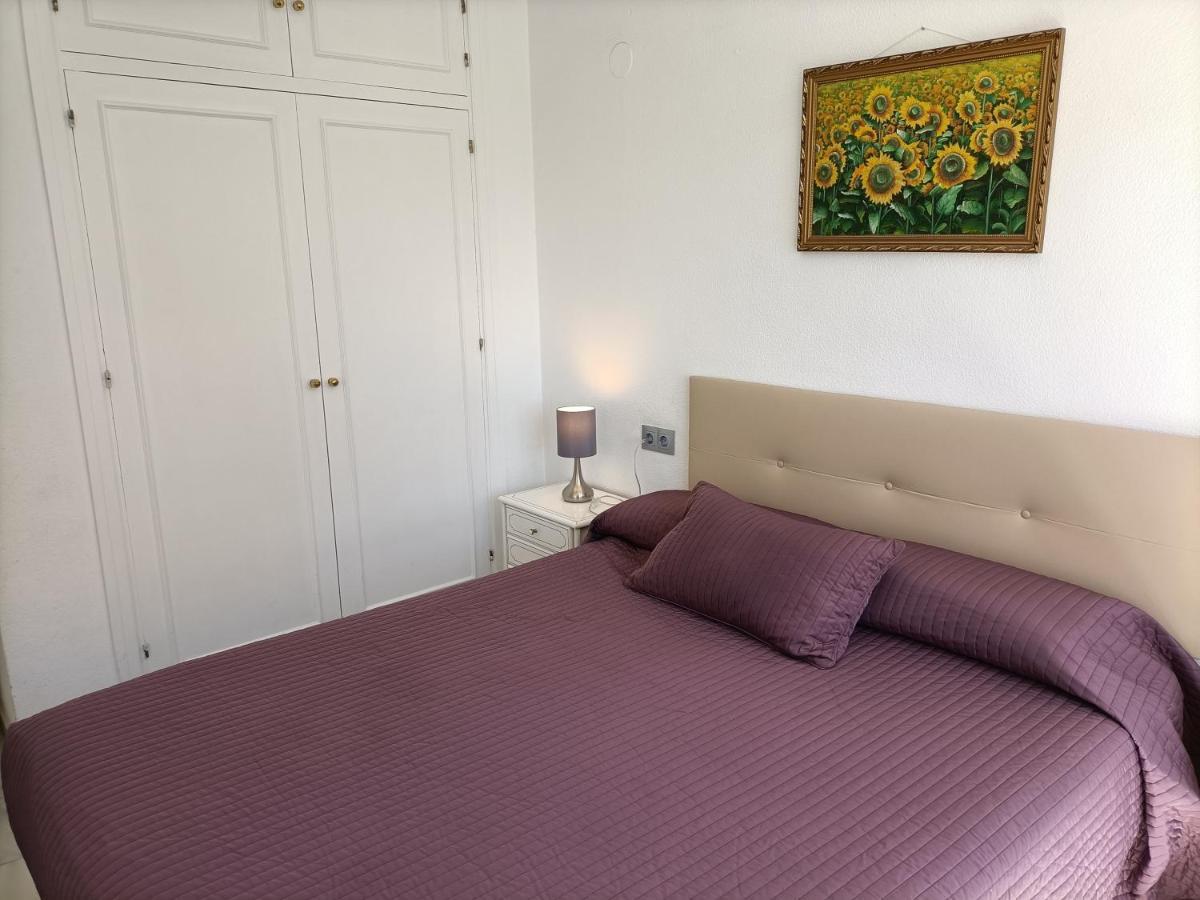 Suites Center Recinto Ferial Fuengirola Bagian luar foto